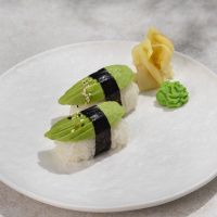 Нигири авокадо