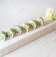 Ролл с огурцом