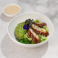 Салат с угрём