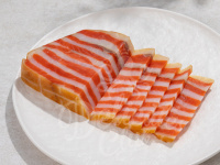 Рулет из палтуса и нерки холодного копчения